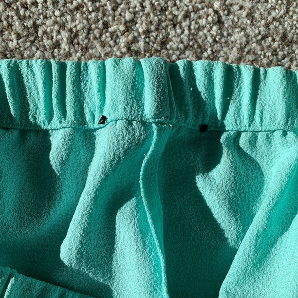 Zara - teal shorts with embroidered hem - Picture 5 of 6
